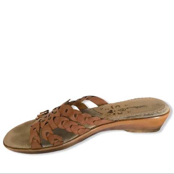 Thom McAn Shoes Thom Mcan Leather Sandals 5 Poshmark